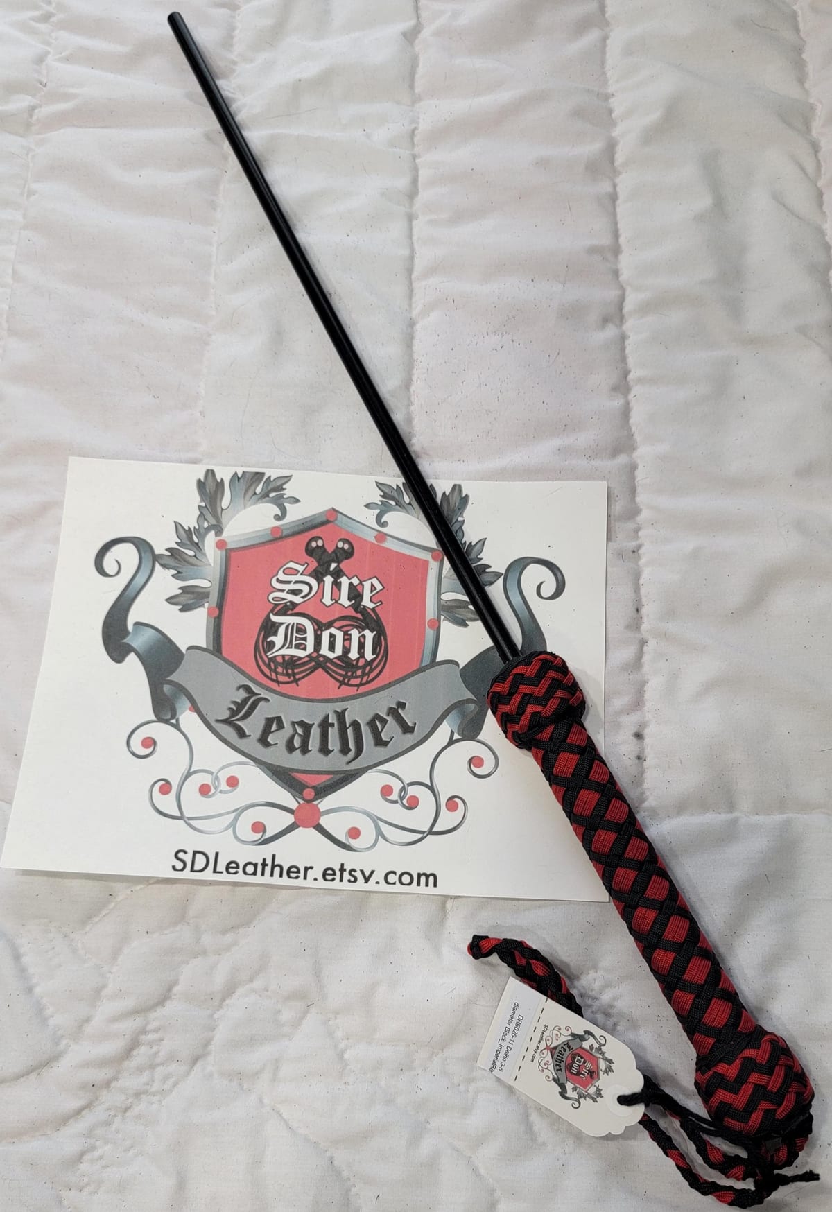 Delrin 3-8 diameter Black_ImperialRed — photograph 1