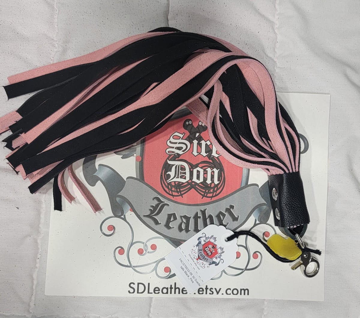 30 Suede tails Black_Pink — photograph 1