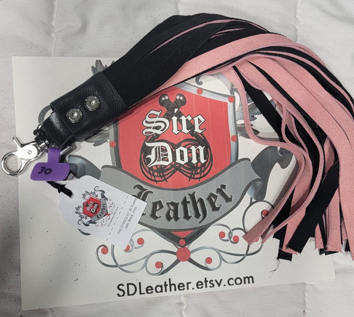 30 Suede tails Black_Pink — photograph 1