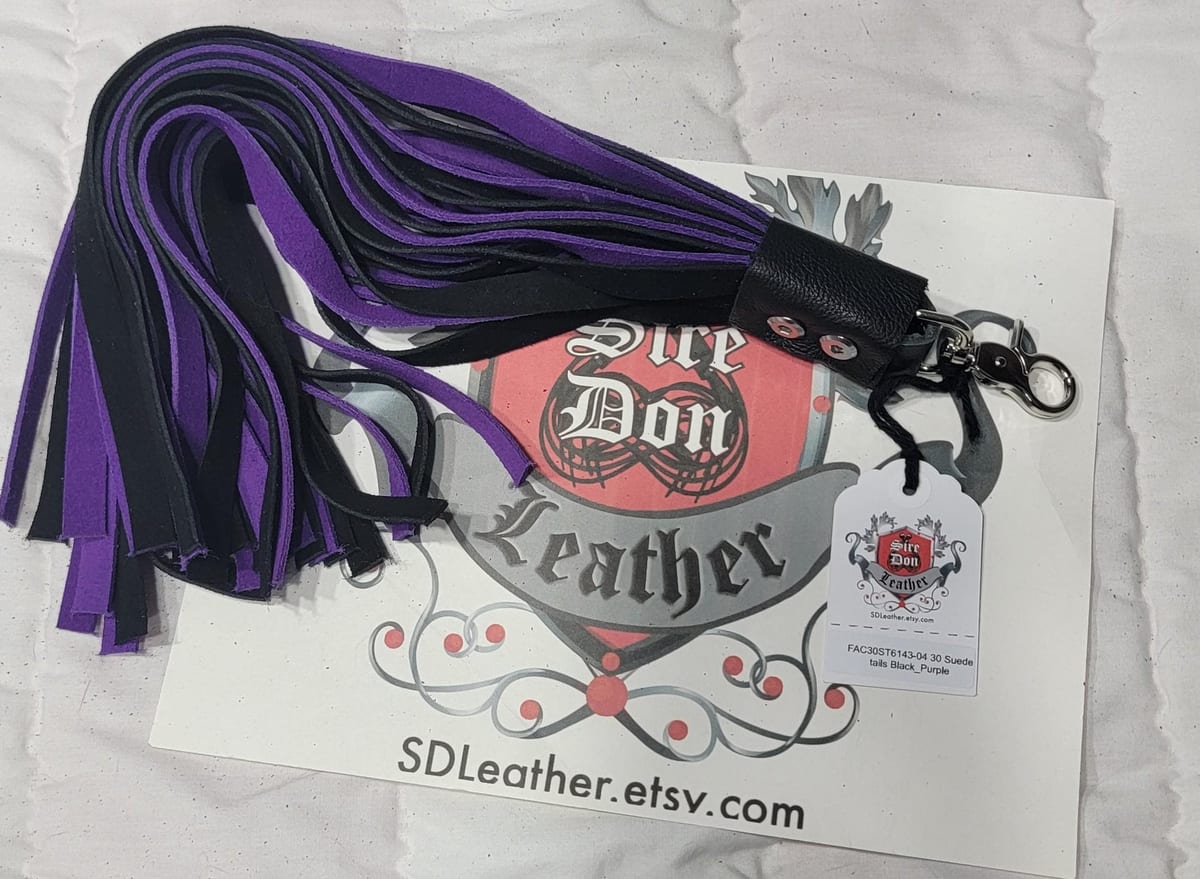 30 Suede tails Black_Purple — photograph 1