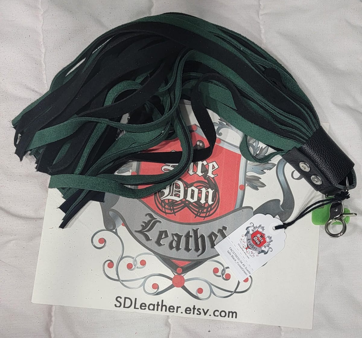 45 Suede tails Black_ForestGreen — photograph 1
