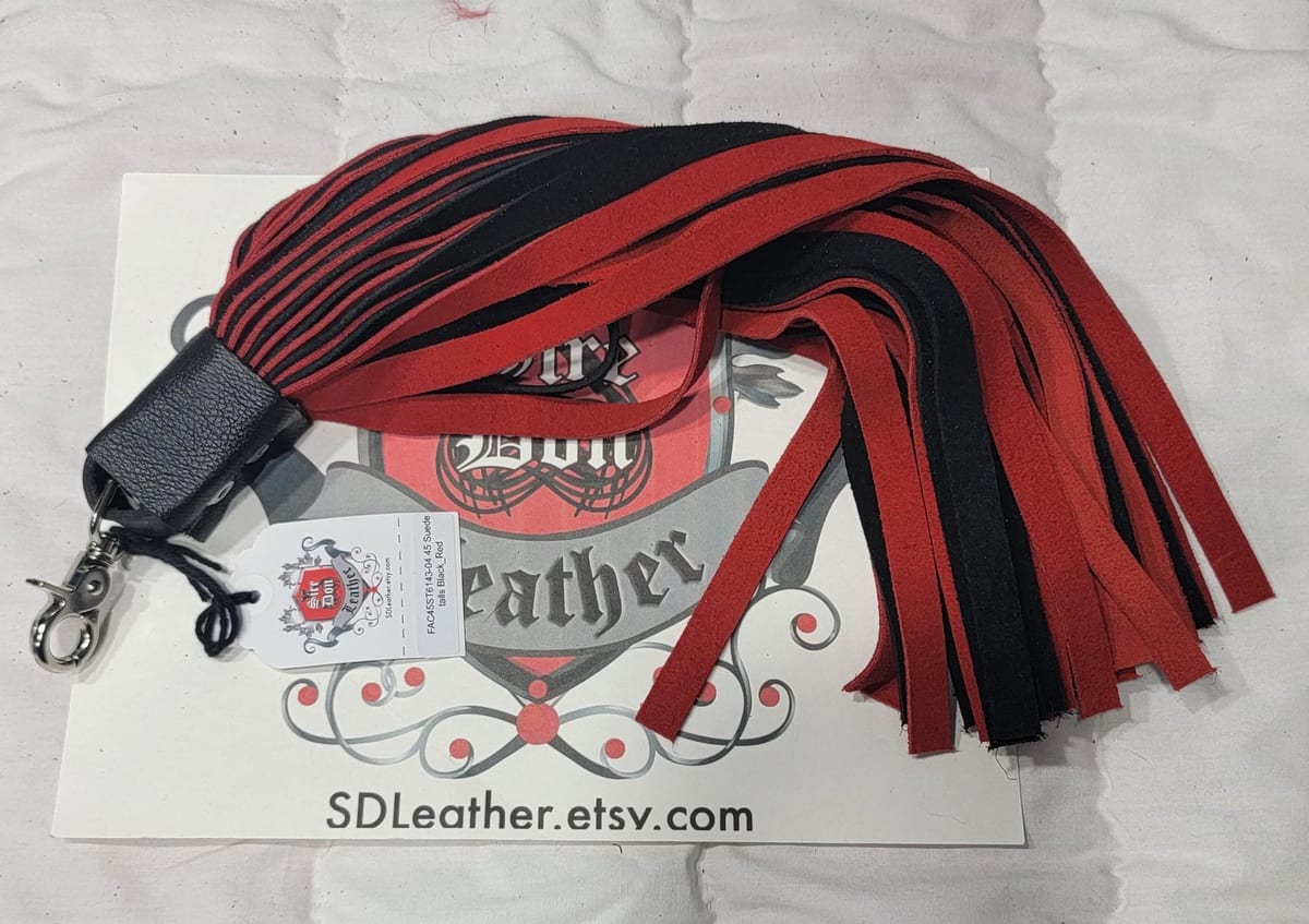 45 Suede tails Black_Red — photograph 1