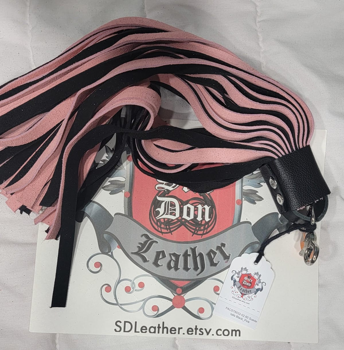60 Suede tails Black_Pink — photograph 1