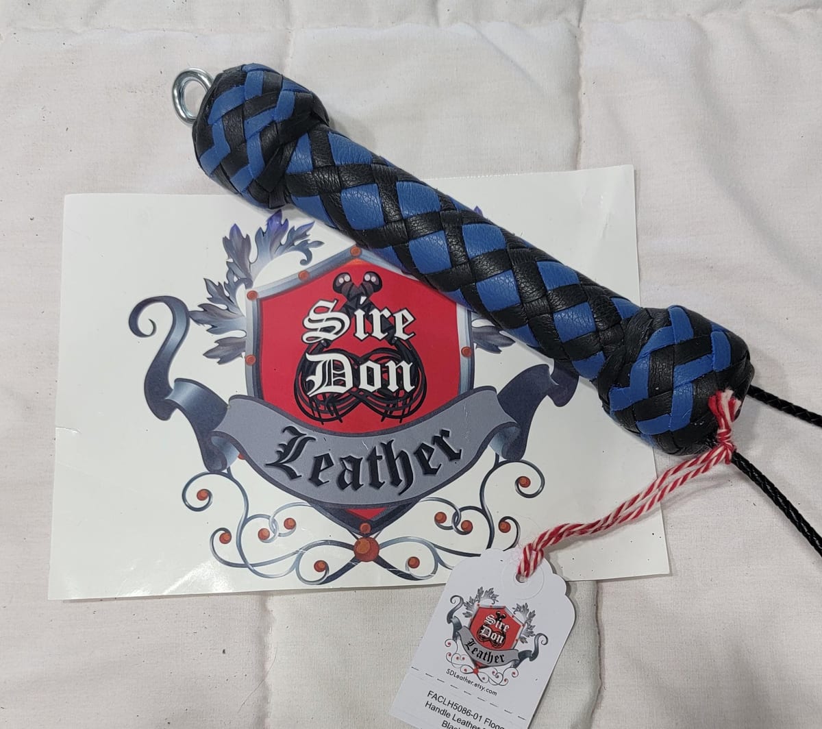 Flogger Handle Leather Braid - Black-Blue — photograph 1