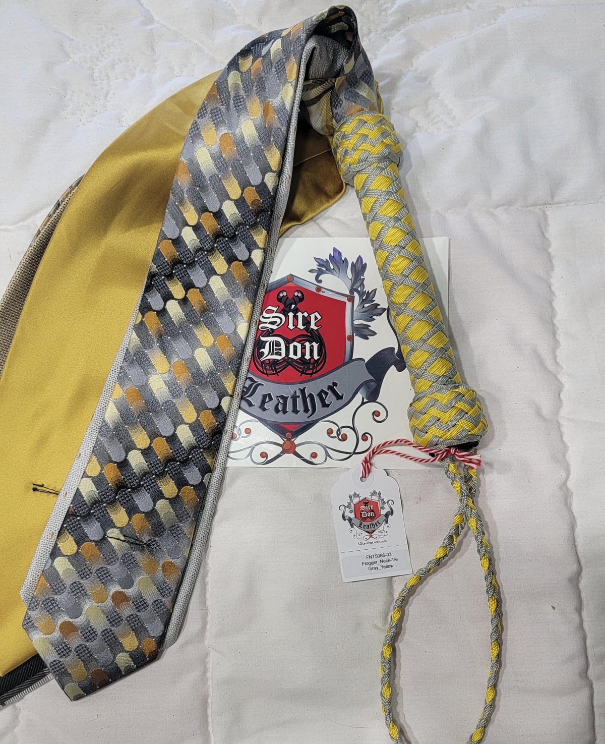 Flogger_Neck-Tie Gray_Yellow  --Mature Content — photograph 1